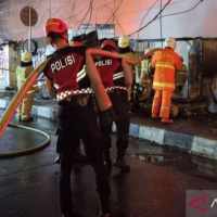 Tragedi Kebakaran di Kebayoran Lama: 150 Jiwa Kehilangan Tempat Tinggal Tragedi Kebakaran di Kebayoran Lama: 150 Jiwa Kehilangan Tempat Tinggal