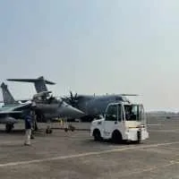 Latihan Militer TNI AU dan Angkatan Udara Prancis di Jakarta