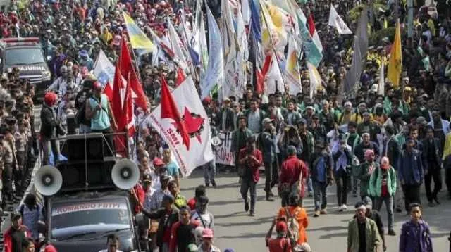 Persiapan Arus Lalu Lintas Menyongsong Aksi Buruh di Jakarta