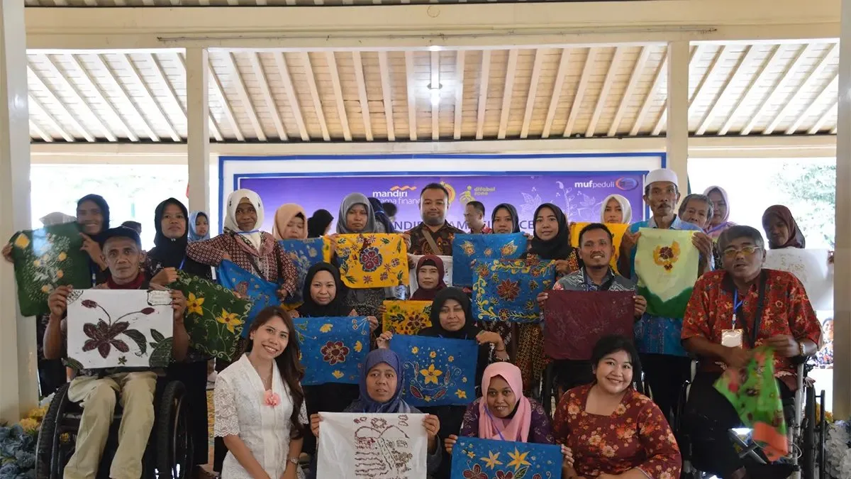 Membatik Sebagai Jalan Pengembangan Kreativitas Penyandang Disabilitas