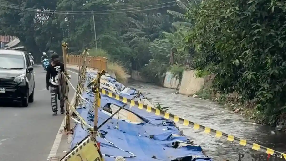 Kritik Terhadap Perencanaan dan Pengawasan Trotoar yang Amblas di Depok