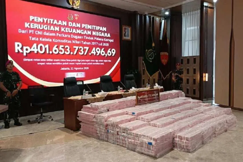 Kejagung Tampilkan Uang Sitaan Rp401 Miliar Dalam Kasus Korupsi Nikel