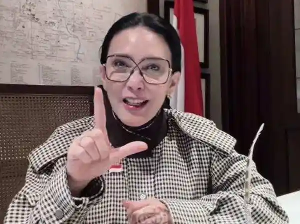 Kemenangan Nikita Mirzani dalam Kasus Banding dan Reaksi Rieke Diah Pitaloka