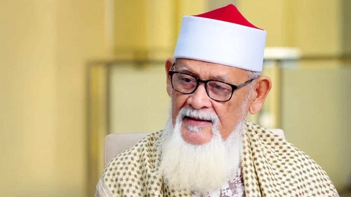 Profil TGK KH Nuruzzahri Yahya: Sosok Waled NU yang Menjadi Sorotan Profil TGK KH Nuruzzahri Yahya: Sosok Waled NU yang Menjadi Sorotan