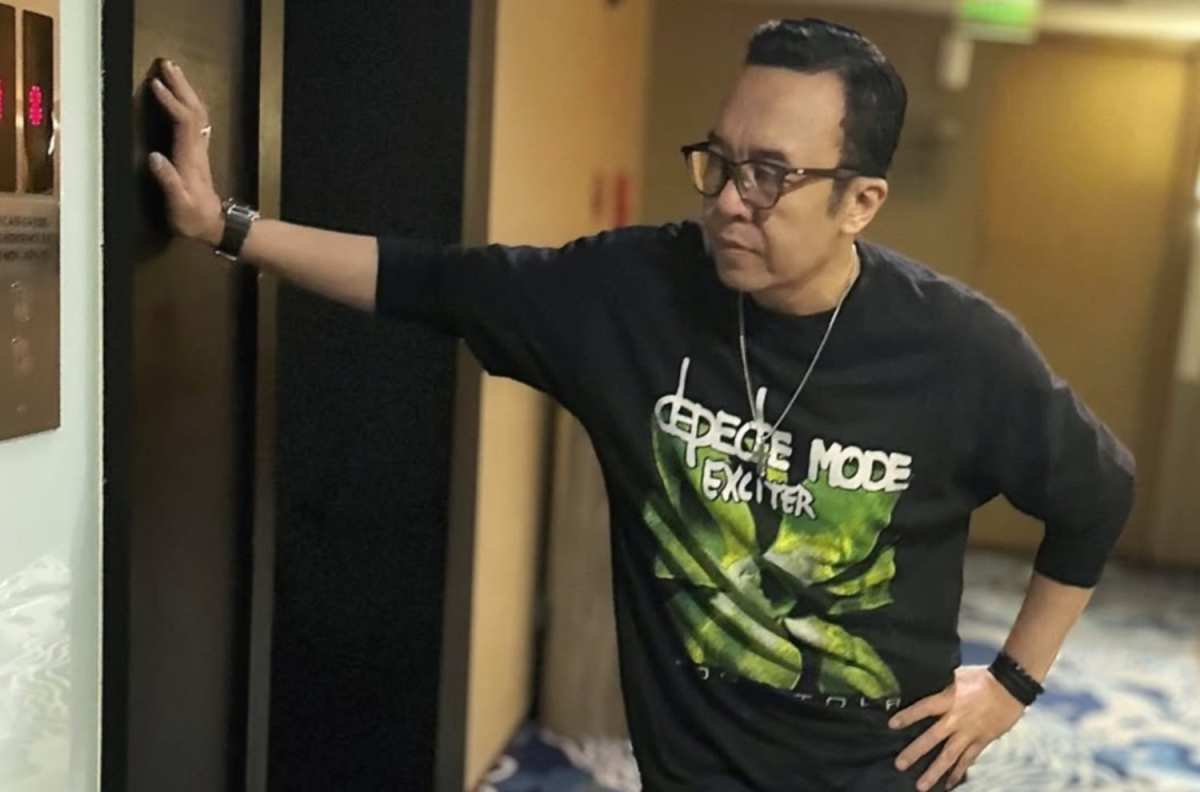 Kejadian Menegangkan dalam Penerbangan Ari Lasso