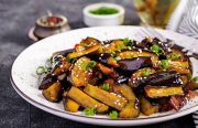 Membuat Oseng Terong Bawang yang Lezat