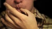 Mitos Siulan Malam: Memanggil Makhluk Tak Kasatmata?