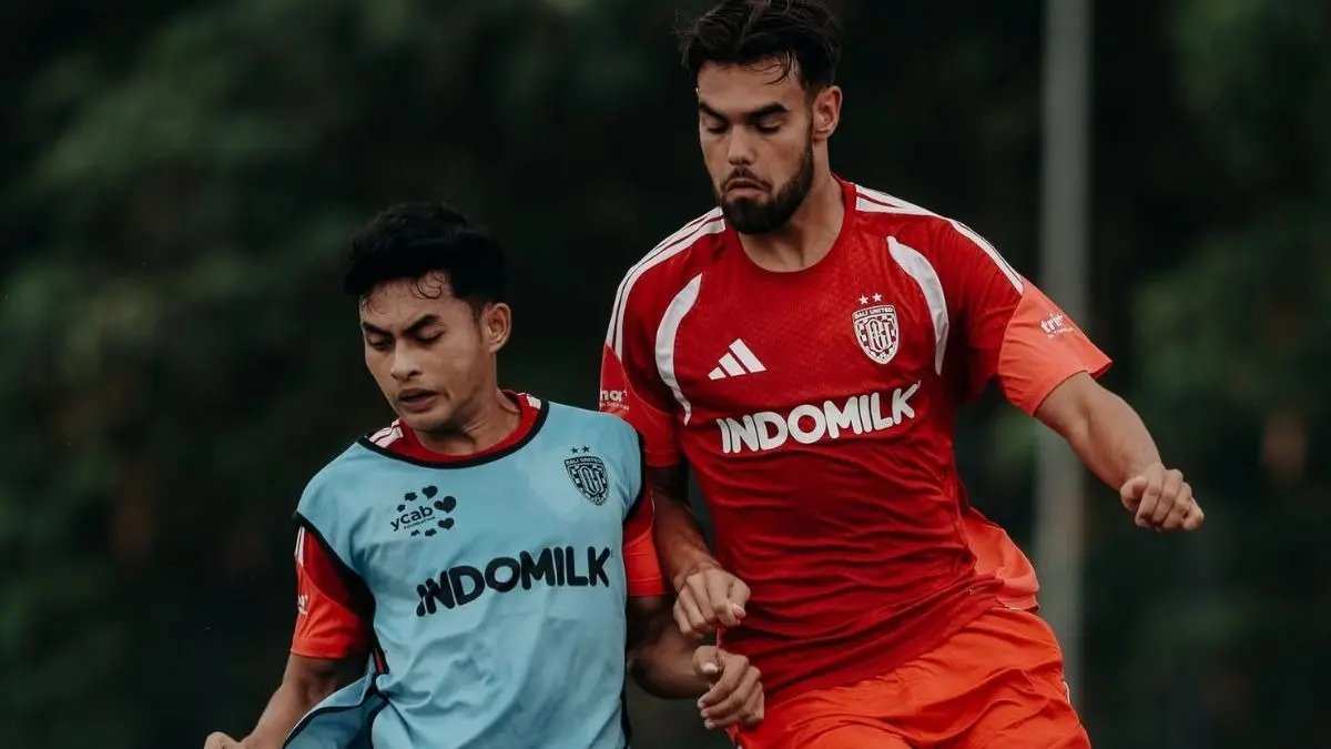 Analisis Pertandingan Bali United vs PSS Sleman di Super League 2026/2027