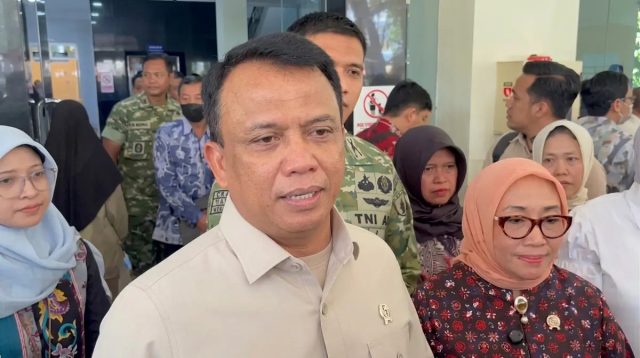 Permohonan Maaf Wakil Ketua BGN Terkait Insiden Keracunan Santri di Sidoarjo