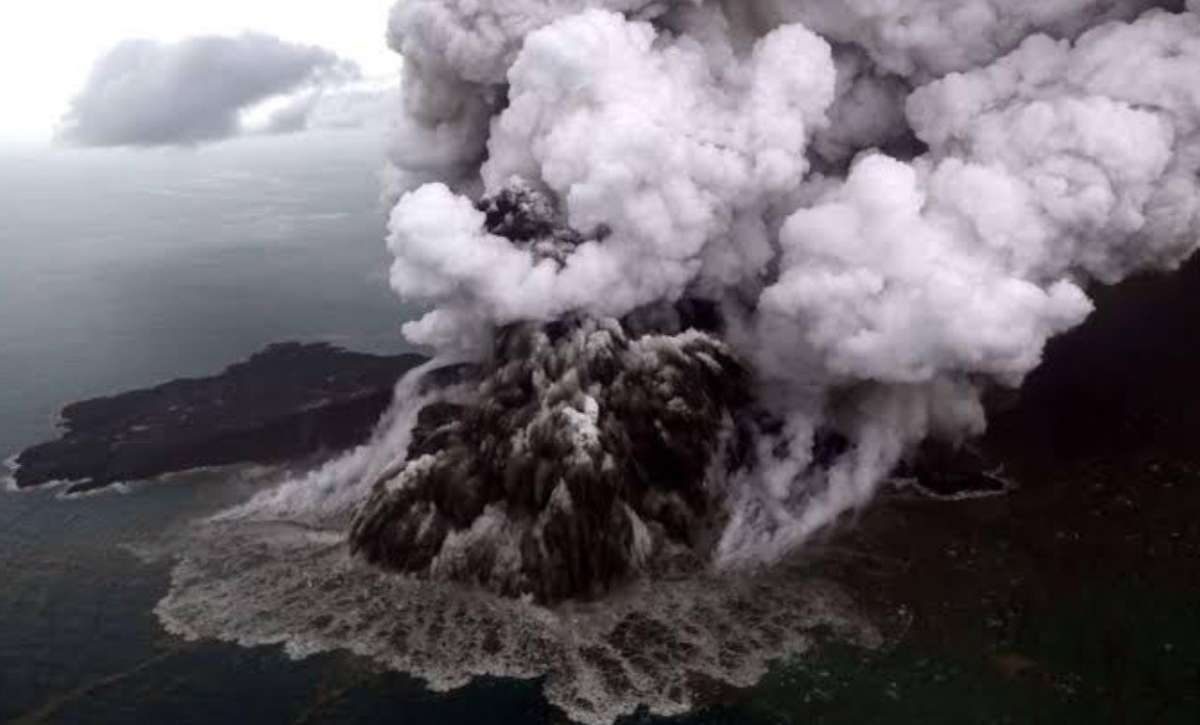 Erupsi Berulang Gunung Anak Krakatau