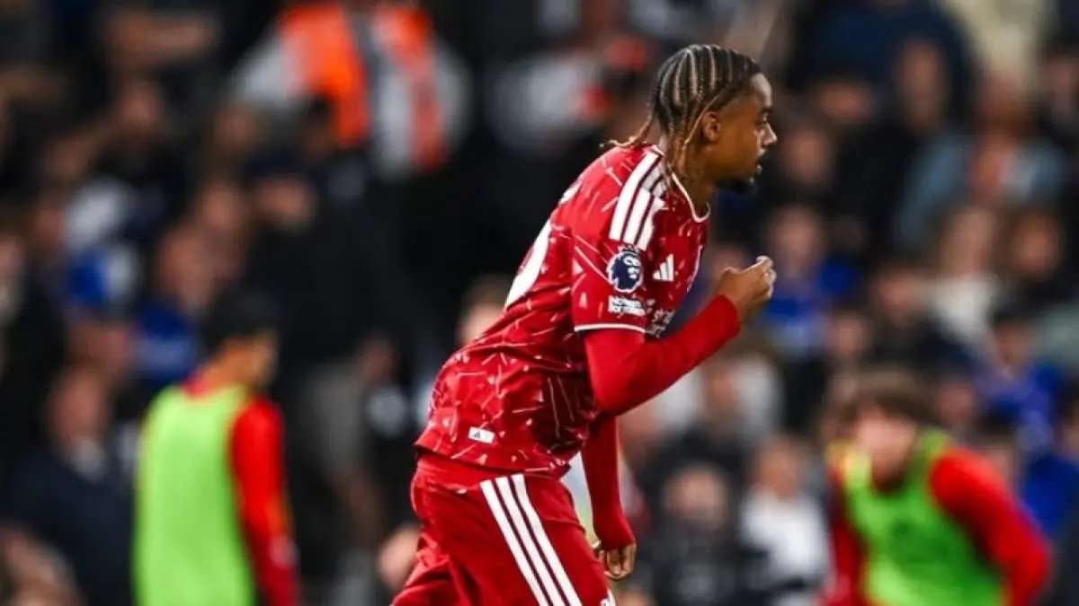 Debut Menarik Bradley Barcola di Liverpool