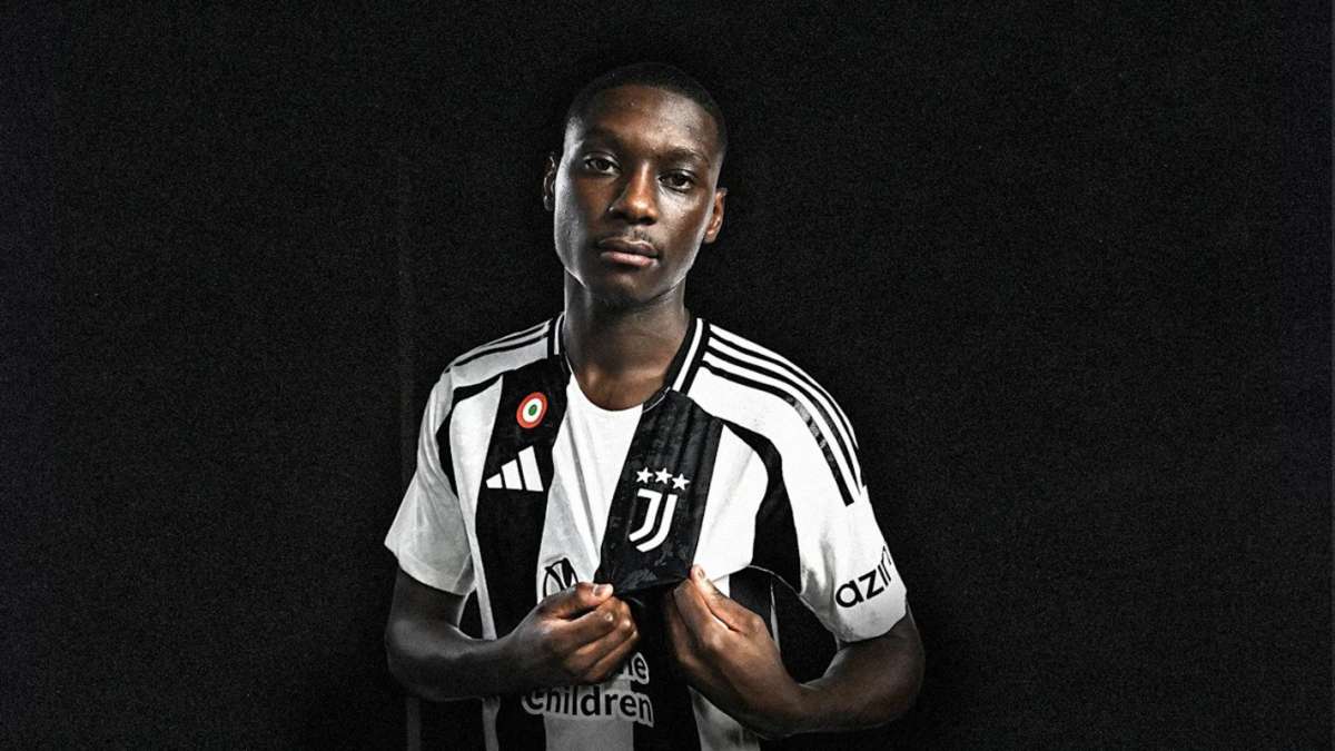 Pertarungan Dua Bomber Terbuang: Kolo Muani vs Ramos