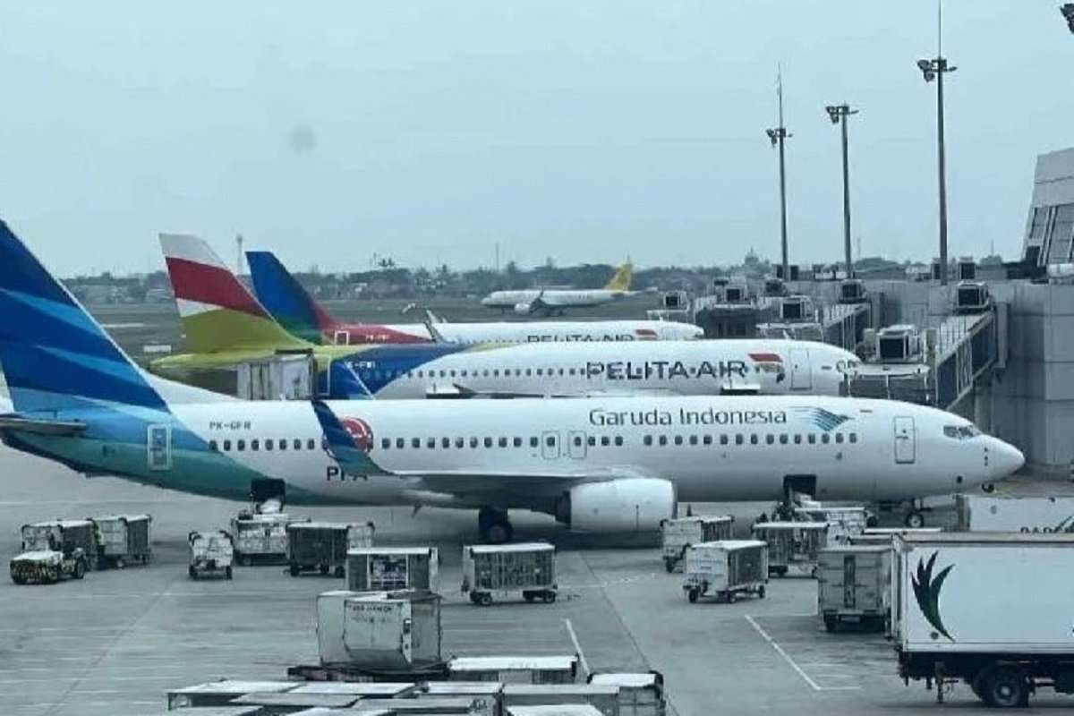 Normalisasi Aktivitas Penerbangan Pasca Abu Vulkanis di Jakarta