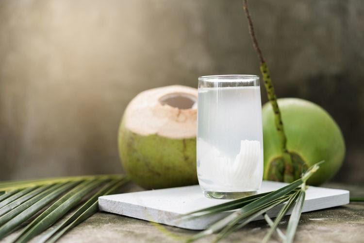 Fakta di Balik Frekuensi Buang Air Kecil Setelah Mengonsumsi Air Kelapa