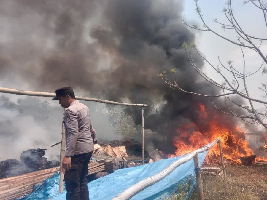 Tindakan Cepat Mengatasi Kebakaran Lahan di Sota