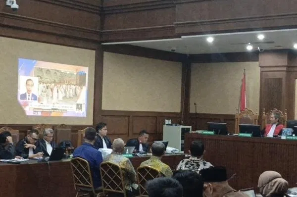 Permintaan Hadirnya Jokowi dalam Sidang Kuota Haji Tambahan