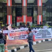 Ketegangan Pajak di Bogor: Tuntutan Masyarakat di Tengah Kasus Korupsi