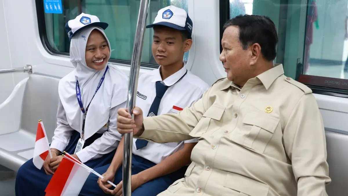 Inisiatif Pendanaan LRT Jakarta oleh Danantara