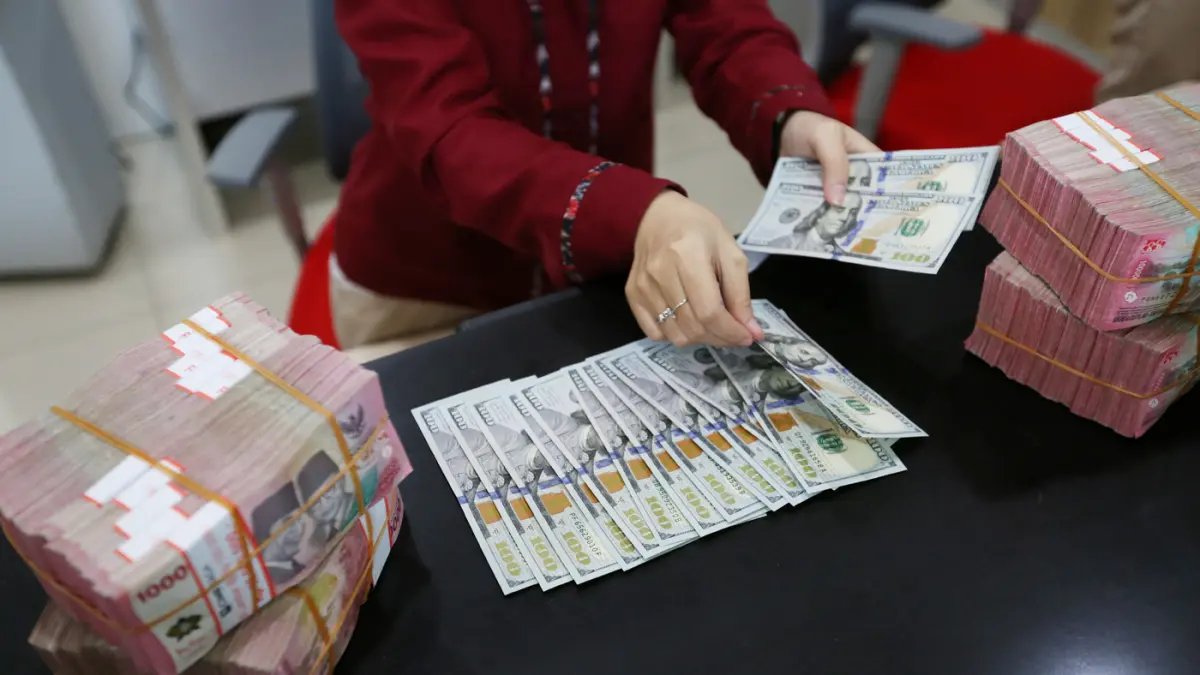 Potensi Pelemahan Rupiah: Membedah Sentimen Ekonomi Terkini
