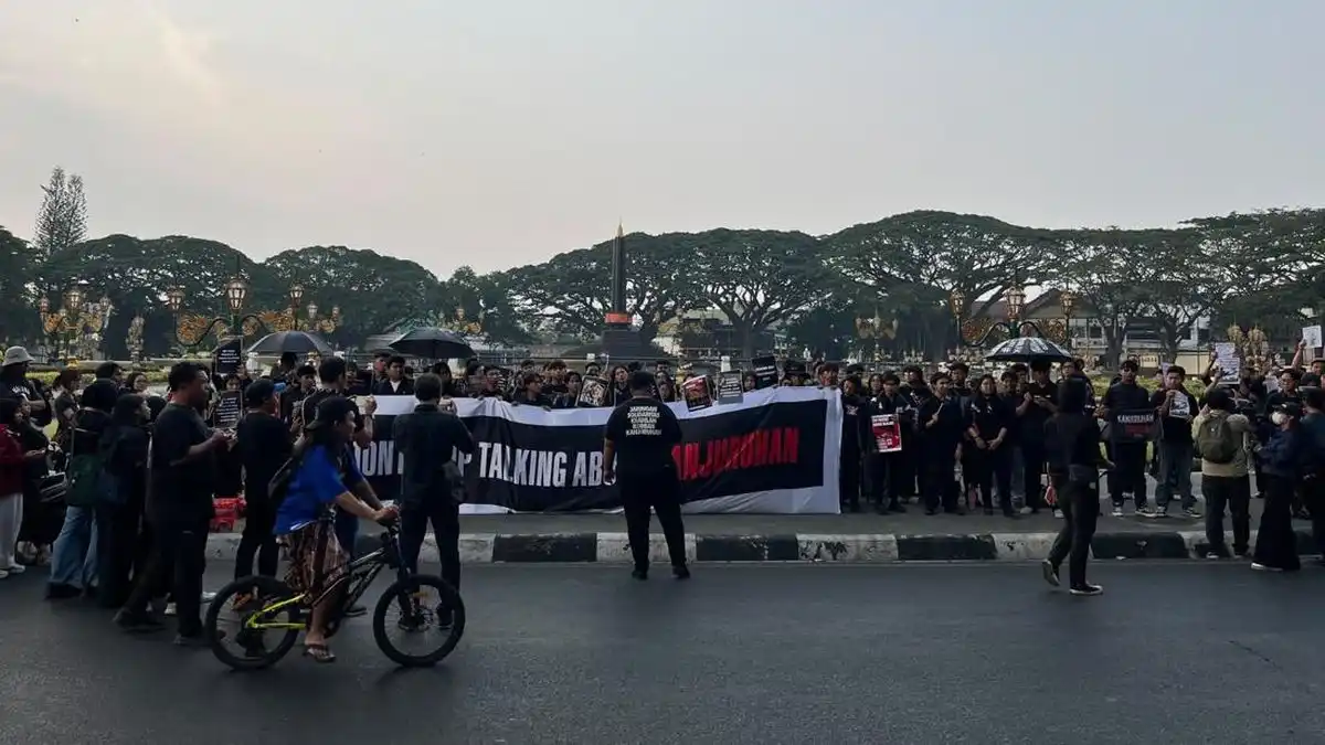 Ratusan Warga Gelar Aksi Diam Peringati 4 Tahun Tragedi Kanjuruhan