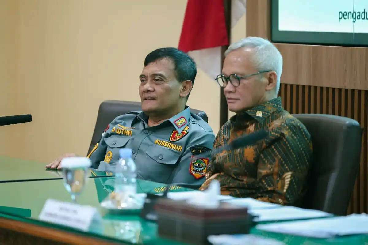 Ahmad Luthfi Dorong Respons Cepat atas Aduan Pelayanan Publik di Jawa Tengah