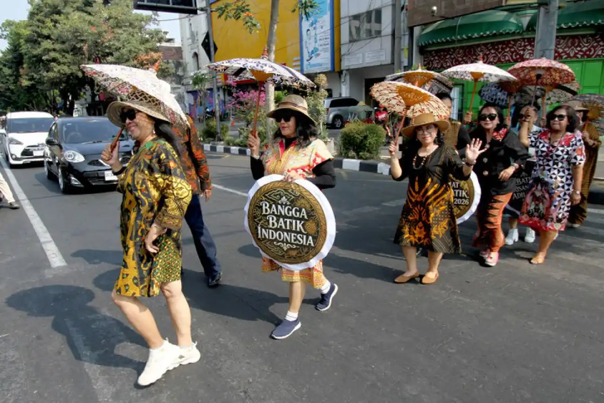 Jejak Kebanggaan Batik dalam Peringatan Hari Batik Nasional di Solo
