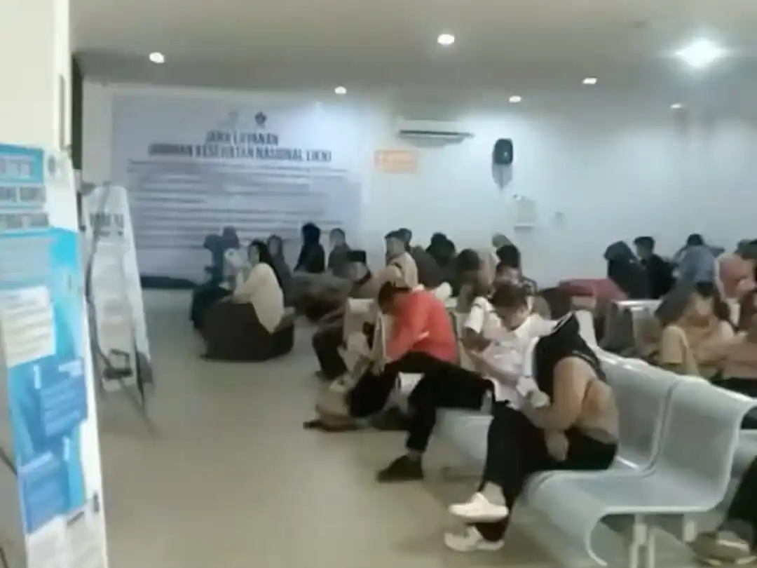 Video Keluhan Warga soal Sistem Antrean RSUD Kota Kendari Viral