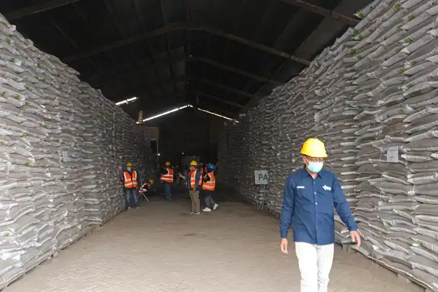 Stok Pupuk Subsidi Disebut Aman, Penebusan Paket Tidak Wajib bagi Petani