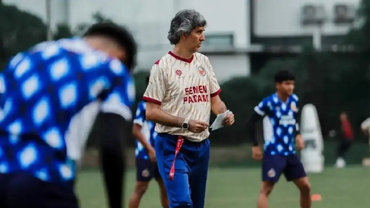 Teco Siapkan Semen Padang Jelang Ujian Perdana Menghadapi Persikad