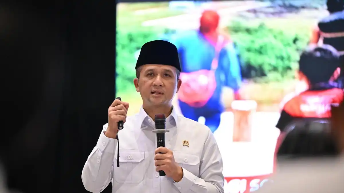 Mentrans Pastikan Warga Rempang Tak Terusir, Diberi Lahan Bertani Mentrans Pastikan Warga Rempang Tak Terusir, Diberi Lahan Bertani