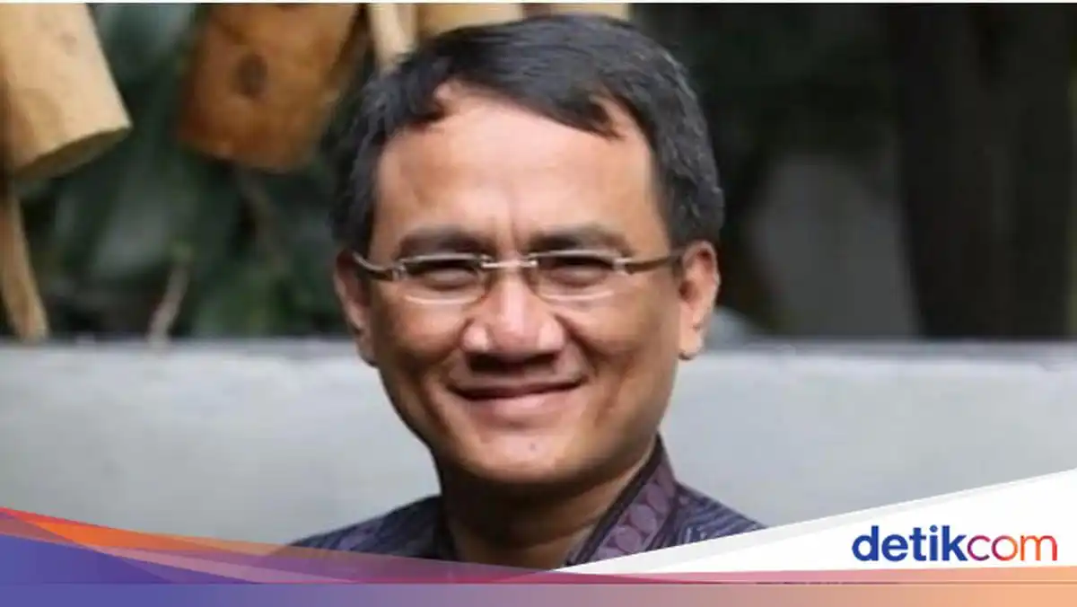 Andi Arief Nilai Pansus DPR Dapat Menjadi Ruang Klarifikasi bagi Gibran