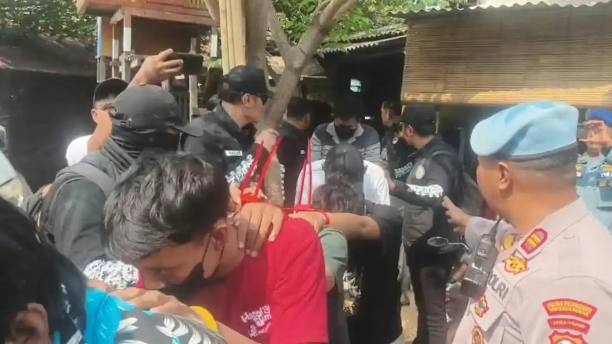 Operasi Gabungan di Jalan Kunti Amankan 19 Pria untuk Diperiksa