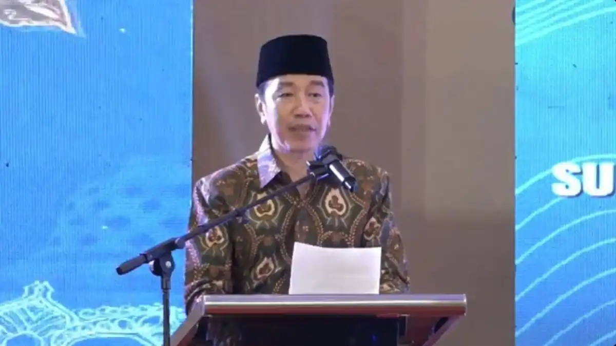 PDIP Balas Klaim Jokowi soal Operasi Politik dalam Isu Ijazah Gibran