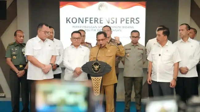 Pemerintah Perkuat Pengendalian Karhutla di Tengah Kendala Pemadaman Gambut