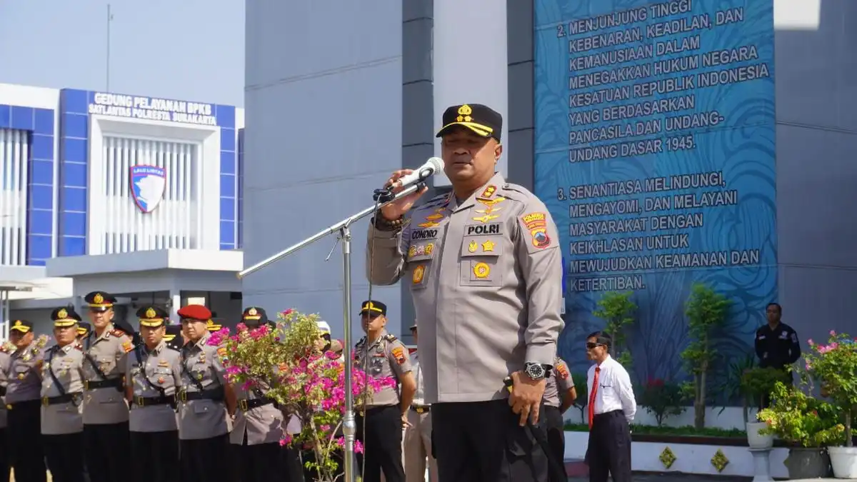Arahan Perdana Candra Sasongko untuk Polresta Surakarta: Komunikasi, Solusi, dan Kepedulian