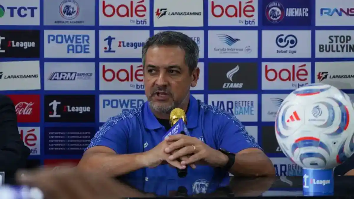 Arema FC Akhiri Kerja Sama dengan Marcos Santos Setelah Lima Laga Tanpa Kemenangan