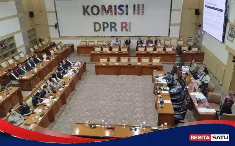 Komisi III DPR Serap Masukan Mahasiswa dan Advokat untuk RUU Perampasan Aset