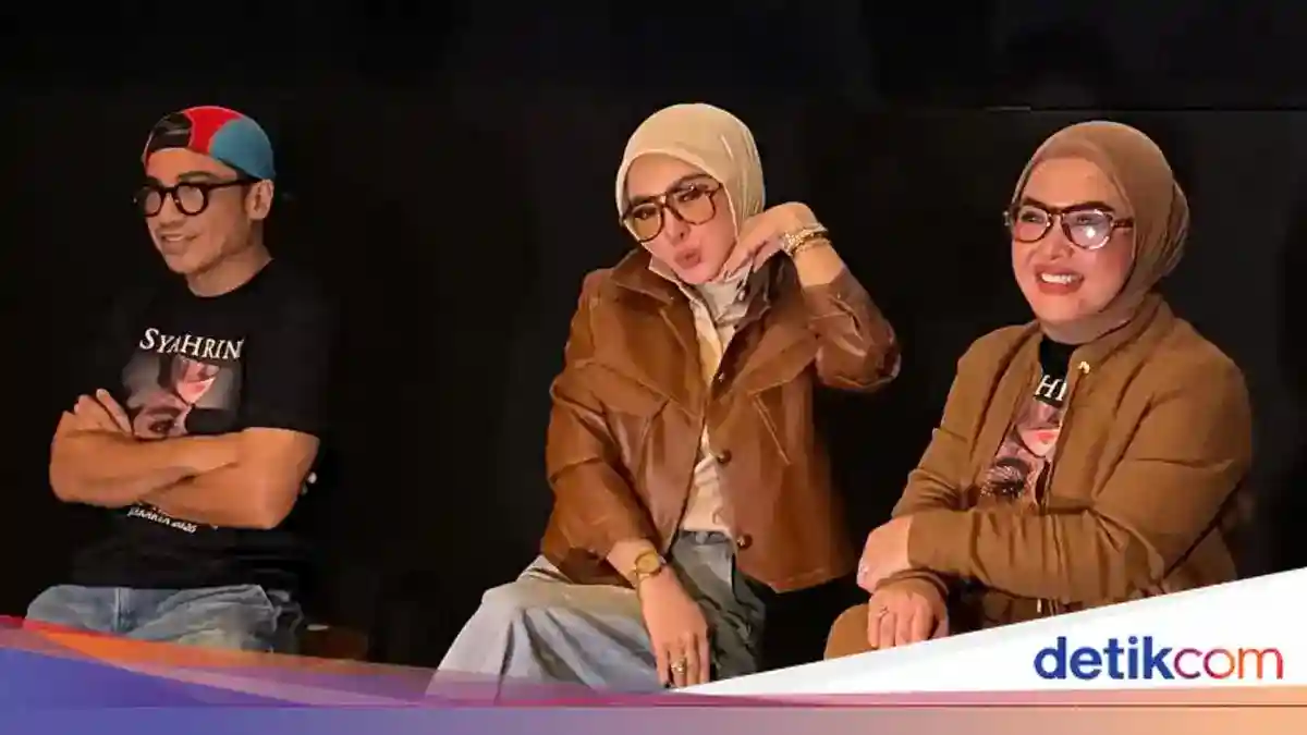 Syahrini Siapkan Comeback Panggung dengan Konsep Hiburan Serba Lengkap