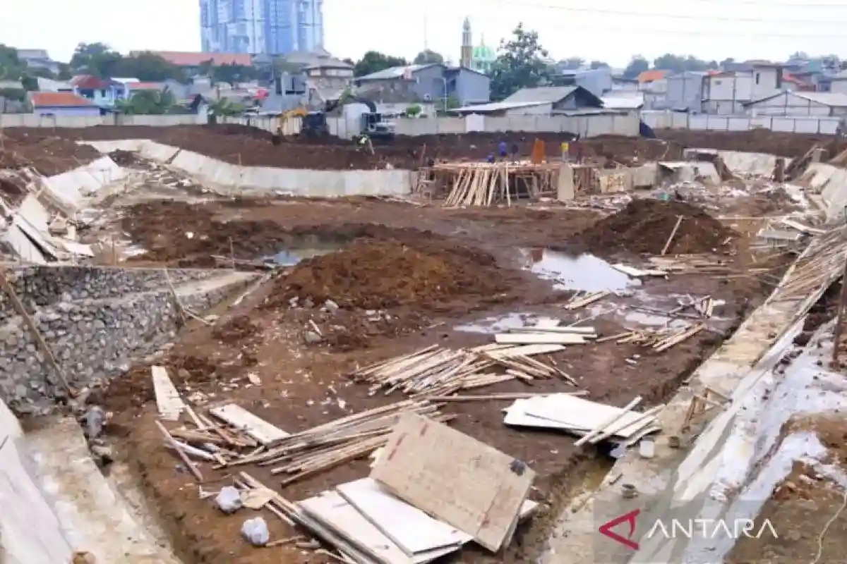 Embung Penganten Ali Disiapkan sebagai Tampungan Air dan Ruang Publik di Ciracas Embung Penganten Ali Disiapkan sebagai Tampungan Air dan Ruang Publik di Ciracas
