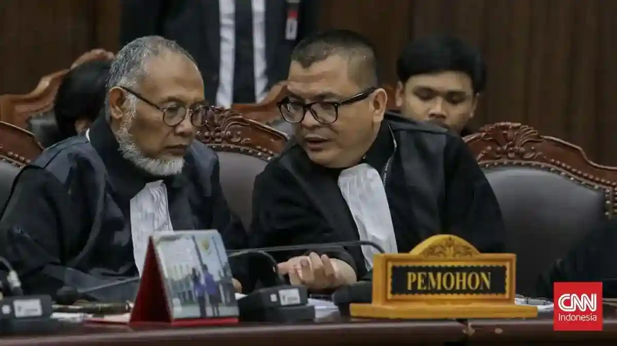 Denny Indrayana Jelaskan Pencabutan Gugatan Suket Pendidikan Gibran