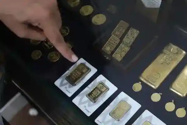 Harga Emas Antam Melemah, Simak Daftar Harga dan Buyback 30 Oktober 2026